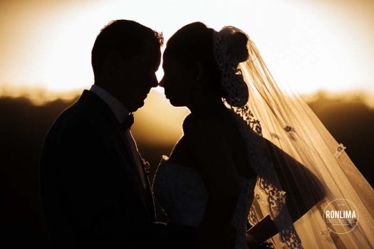 Casamento ao ar livre na Praia do Rosa